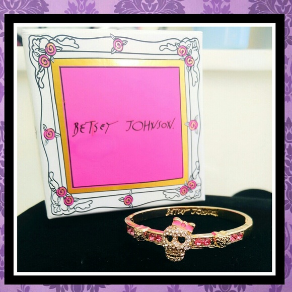 Betsey Johnson Jewelry - NIB BETSEY JOHNSON Pink Skull Bow Bangle Bracelet